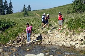 Climbing Mount Hutyn Tomnatyk in Ukrainian Carpathians