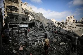 Aftermath Of Israeli Airstrike In Gaza, Palestine