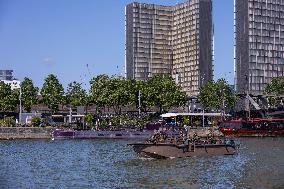 French Army Secures Access to Seine River Before Olympic Games - Paris