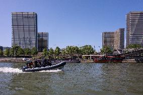 French Army Secures Access to Seine River Before Olympic Games - Paris