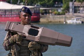 French Army Secures Access to Seine River Before Olympic Games - Paris