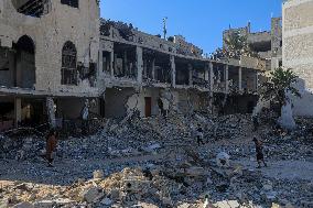 MIDEAST-GAZA-KHAN YOUNIS-DESTRUCTION