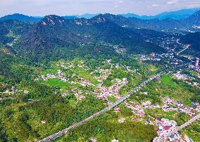 Rural Highway in Anqing