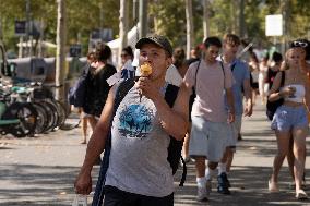 Summer's First Heatwave Looms - Spain