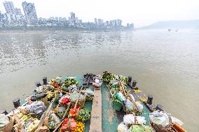 ChineseToday | Captain and his ferry of hopes in SW China