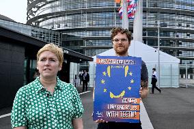 Lobbycontrol Nina Katzemich Protests At Parliament - Strasbourg