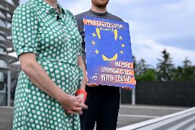 Lobbycontrol Nina Katzemich Protests At Parliament - Strasbourg