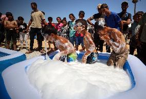 Temperature Heats Up In Gaza's Deir el-Balah