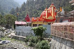 Neem Karori Baba Kainchi Dham Ashram