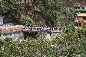 Neem Karori Baba Kainchi Dham Ashram