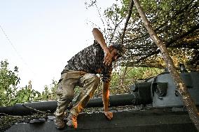 Ukrainian artillery unit near Chasiv Yar