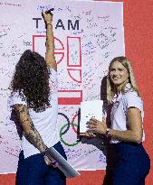 Polish Athletes Take Olympic Oath