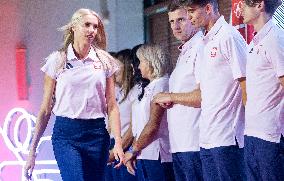 Polish Athletes Take Olympic Oath