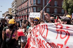 Protest During The Visit Of Prime Minister Giorgia Meloni To Bagnoli, Naples.