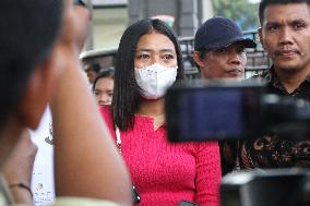 The Struggle Of The Daughter Of An Indonesian Journalist And Her Family Who Were Burned Alive