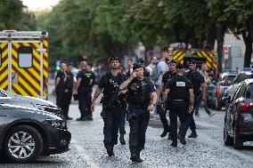 Police Officer Injured In Knife Attack - Paris