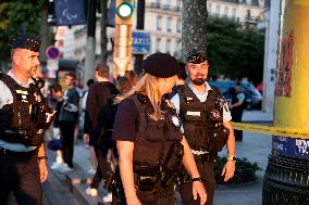 Police Officer Injured In Knife Attack - Paris