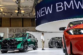 Inside The All-new BMW 4 In GAIKINDO Indonesia International Auto Show