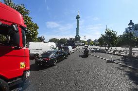 Paris 2024 - Parisians Cope With Security Perimeter