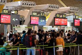 IT Outage Brings Airport Chaos - Madrid