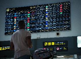 IT Outage Brings Airport Chaos - Seville