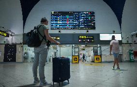 IT Outage Brings Airport Chaos - Seville