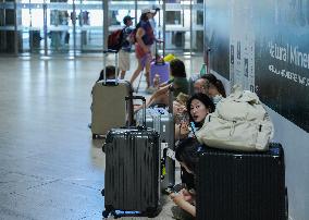 IT Outage Brings Airport Chaos - Seville