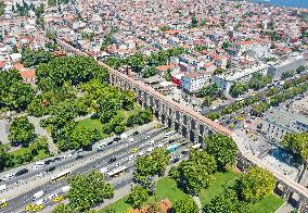 T?RKIYE-ISTANBUL-ANCIENT BUILDINGS-AQUEDUCT OF VALENS