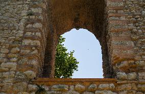 T?RKIYE-ISTANBUL-ANCIENT BUILDINGS-AQUEDUCT OF VALENS