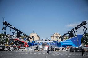 Paris 2024 - French Police Secure Perimeter Around Olympic Sites