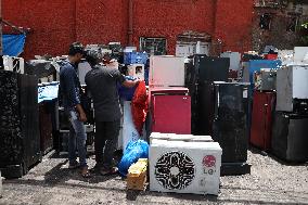 Top Second Hand Electronic Goods Dealers In Kolkata