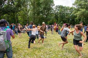 Rally against the construction of mega bassine - Migne Auxances