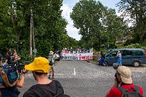 Rally against the construction of mega bassine - Migne Auxances