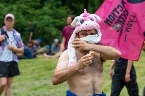 Rally against the construction of mega bassine - Migne Auxances