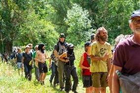 Rally against the construction of mega bassine - Migne Auxances