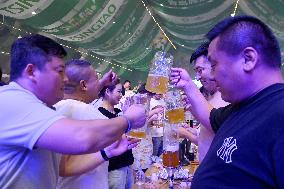 Tourists at 34th Qingdao International Beer Festival