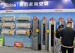 Air Conditioners Display in Yichang