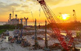 Zhangjinggao Yangtze River Bridge Construction