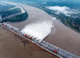 Three Gorges Hub Discharge Floodwater