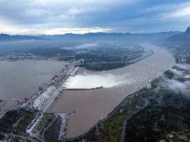 Three Gorges Hub Discharge Floodwater