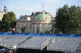 Paris 2024 - Parisians And Tourists Cope With Security Perimeter