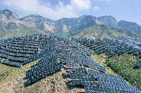 Barren Mountain PV in Yuncheng