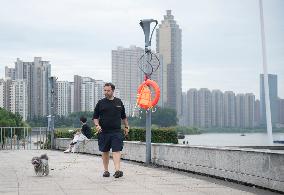 "Laowai" in China | Uruguayan businessman embraces life and work in Yangtze River city