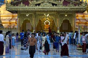 MYANMAR-YANGON-FULL MOON DAY-WARSO