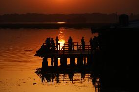 Sunset In Srinagar