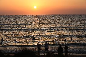 MALTA-MGARR-BEACH-SUNSET