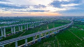 Chang-Tai Yangtze River Bridge Construction in Taixing