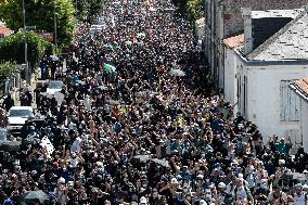 Demonstration In La Rochelle Against Mega-basins: Clashes Between Black Blocs And Police