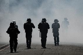 Demonstration In La Rochelle Against Mega-basins: Clashes Between Black Blocs And Police