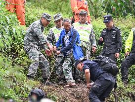 (SpotNews)CHINA-SICHUAN-HANYUAN-FLASH FLOODS-RESCUE (CN)